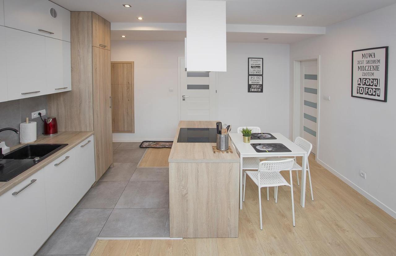 Urban Jungle Apartment In The City Center Bialystok Exterior photo
