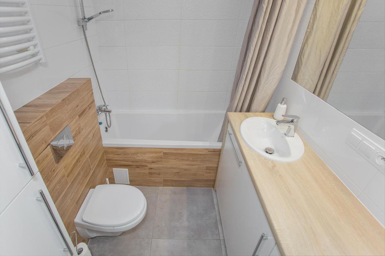 Urban Jungle Apartment In The City Center Bialystok Exterior photo